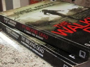 newspaper-lite-the-walking-dead-book