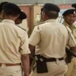 पुलिस दबिश